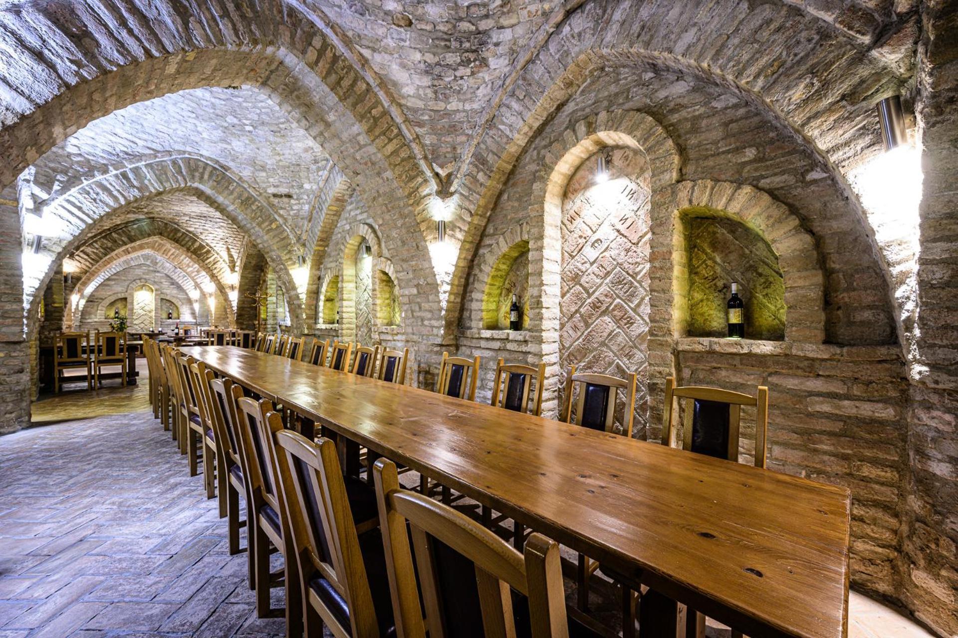 Hotel Vinatus Pince Villány Exteriér fotografie